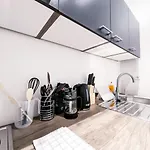 Wohnung Mit Modernem Bad, Kueche, Waschmaschine Und Trockner